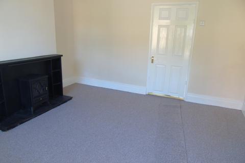 3 bedroom terraced house to rent, KING STREET, ALFRETON, DERBYSHIRE