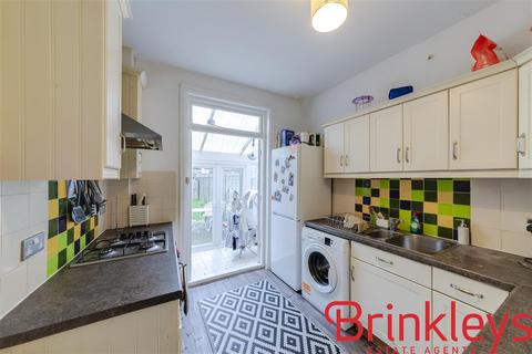 4 bedroom terraced house to rent, Spencer Hill Road, Wimbledon