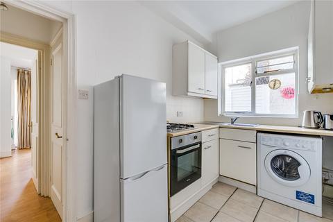 2 bedroom flat to rent, Vera Road, London