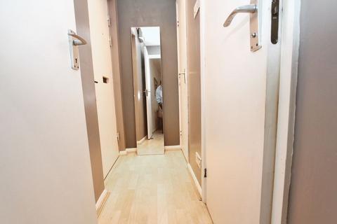 undefined, Pilgrims Close, Palmers Green N13