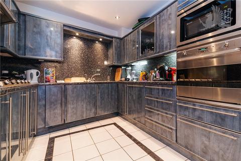 2 bedroom apartment to rent, Goswell Road, London, EC1V