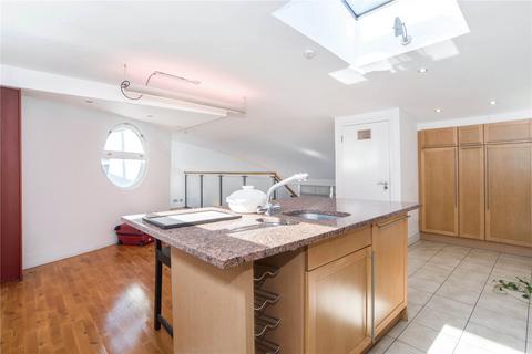 2 bedroom apartment to rent, Kingsland Road, Hoxton, London, E2