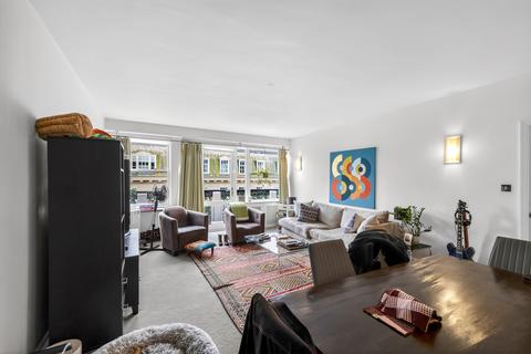 3 bedroom apartment to rent, Weymouth Street, London, W1W