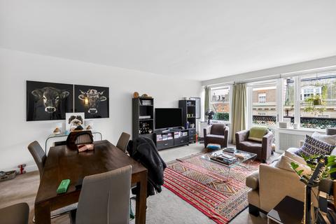 3 bedroom apartment to rent, Weymouth Street, London, W1W