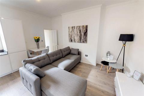 2 bedroom apartment to rent, John Street, London, WC1N