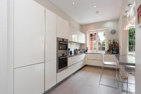 3 bedroom apartment to rent, Elsworthy Road, Primrose Hill, NW3