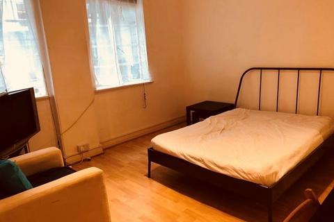 Studio to rent, Bayswater W2