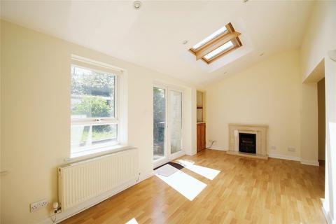 3 bedroom semi-detached house to rent, Chesterton Lane, Cirencester, GL7