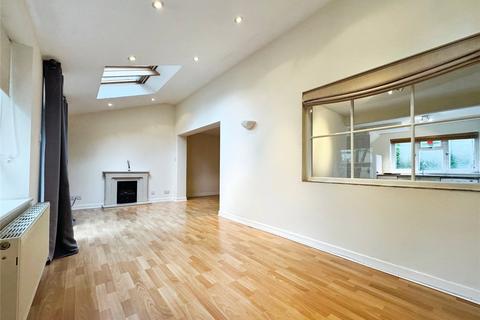 3 bedroom semi-detached house to rent, Chesterton Lane, Cirencester, GL7