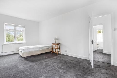 4 bedroom detached house to rent, Brimpton,  Berkshire,  RG7