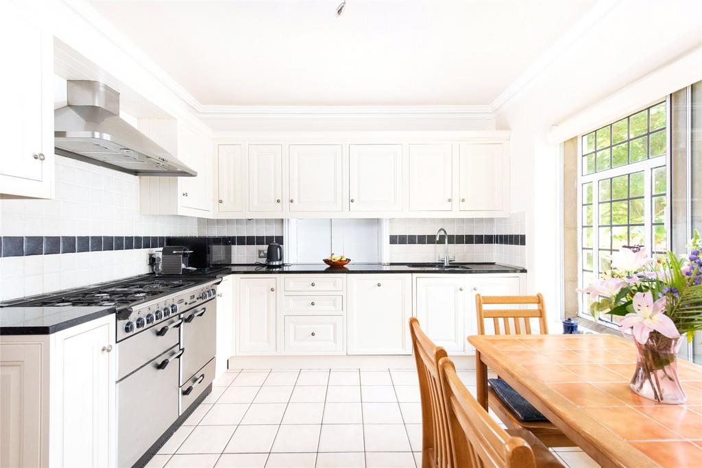 Kitchen/Breakfast