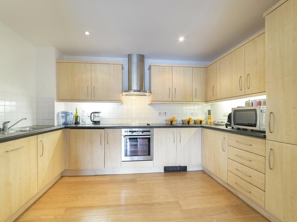 Boardwalk Place E14