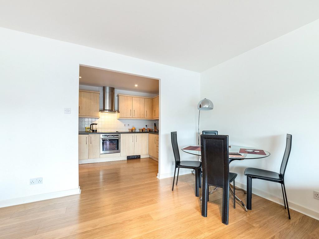 Boardwalk Place E14