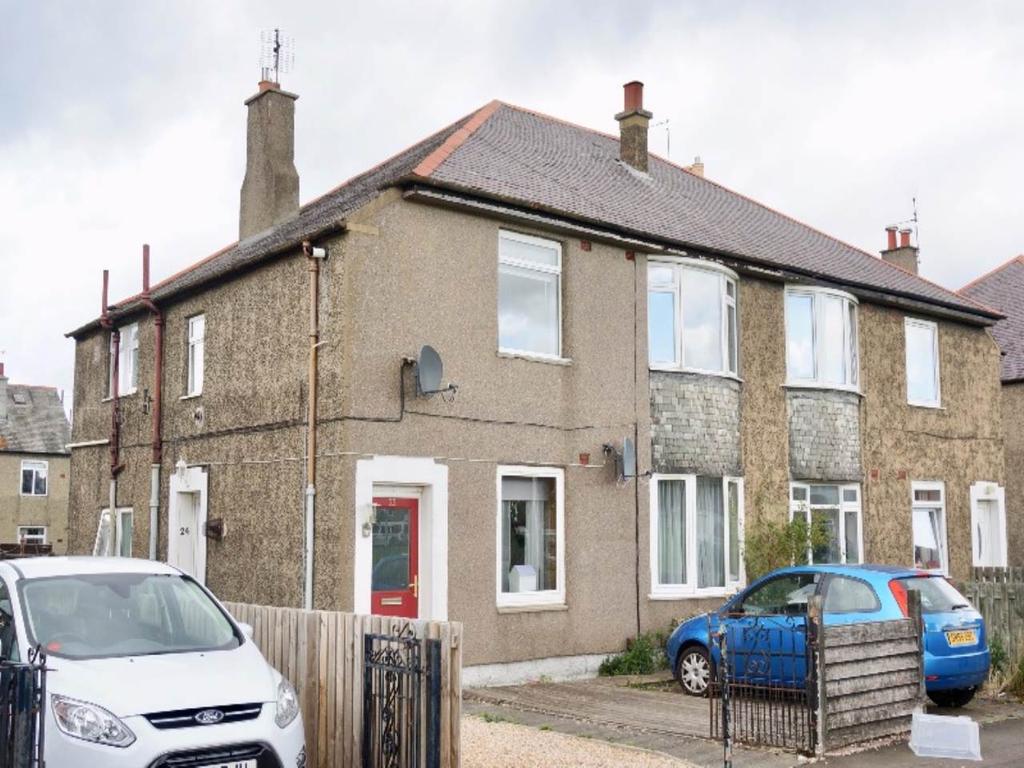 Pilton Gardens, Granton, Edinburgh 2 bed house £795 pcm (£183 pw)