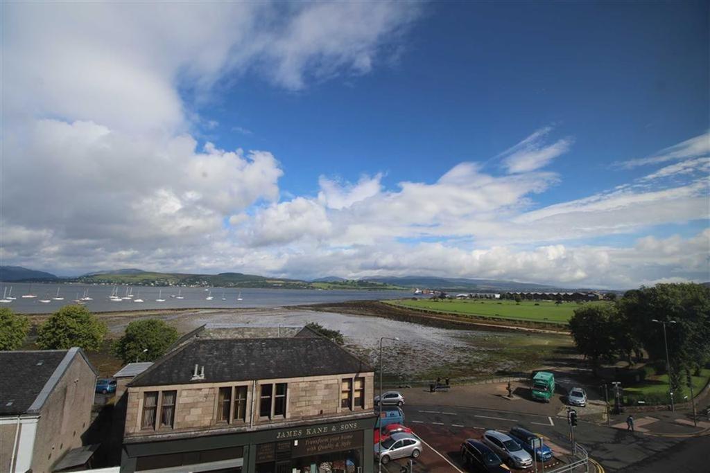 Manor Crescent, Gourock, Renfrewshire 1 bed flat £50,000