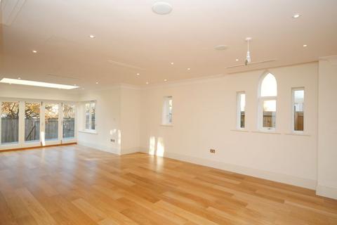 5 bedroom detached house to rent, Havanna Drive, London, NW11