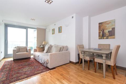 2 bedroom apartment to rent, Altura Tower, Bridges Court Road SW11