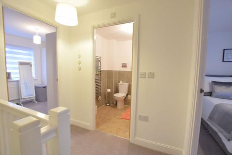 39 Cross Road, Clacton-on-sea, CO16 8GD
