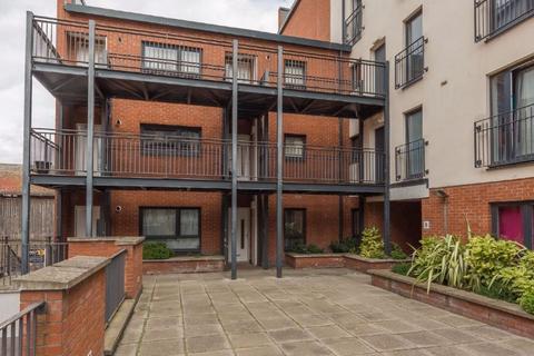 1 bedroom flat to rent, Salamander Court, Leith, Edinburgh, EH6