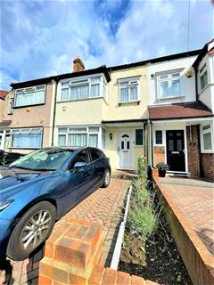4 bedroom terraced house to rent - New Barns Avenue, Mitcham, Surrey, CR4