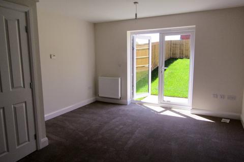 2 bedroom semi-detached house to rent, Campion Way, Uttoxeter