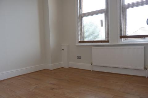 3 bedroom flat to rent, Anson Road, Cricklewood, London, NW2