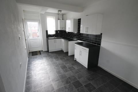 3 bedroom terraced house to rent - Southey Hall Drive, Southey Green