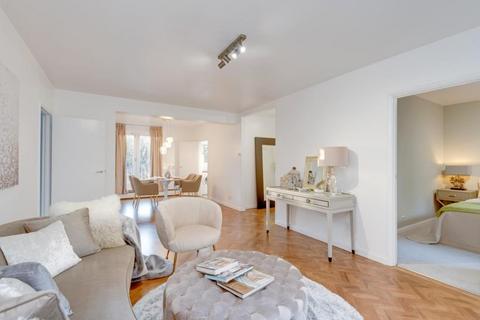 3 bedroom flat to rent, West Heath Lodge, Hampstead, London,  NW3