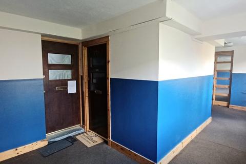 2 bedroom flat to rent, Lenzie Way, Springburn G21