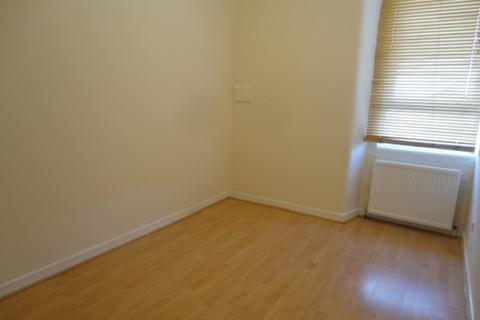 2 bedroom apartment to rent, Succoth Street, Anniesland G13