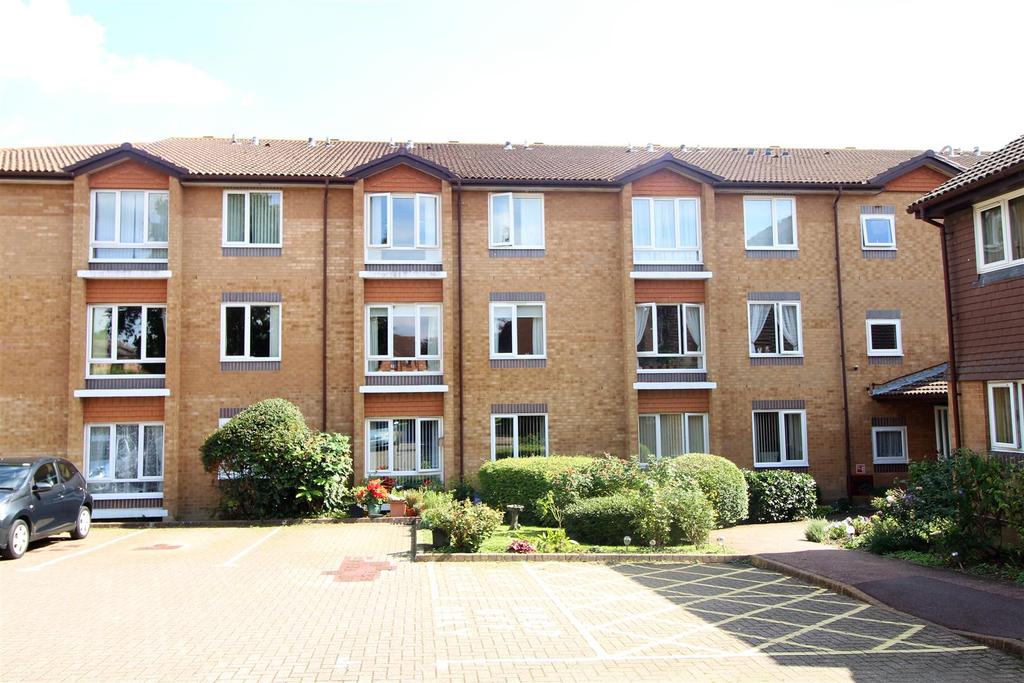 Chesterton Court, Horsham 1 bed retirement property £145,000