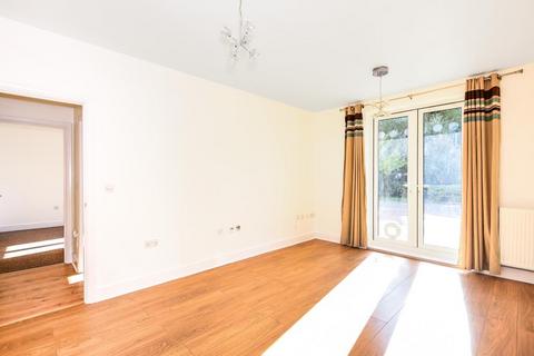 2 bedroom apartment to rent, Coxhill Way,  Aylesbury,  HP21