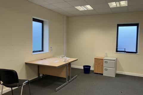 Office to rent, Lincoln Court, Bryggen Road, King's Lynn, Norfolk, PE30 2HZ