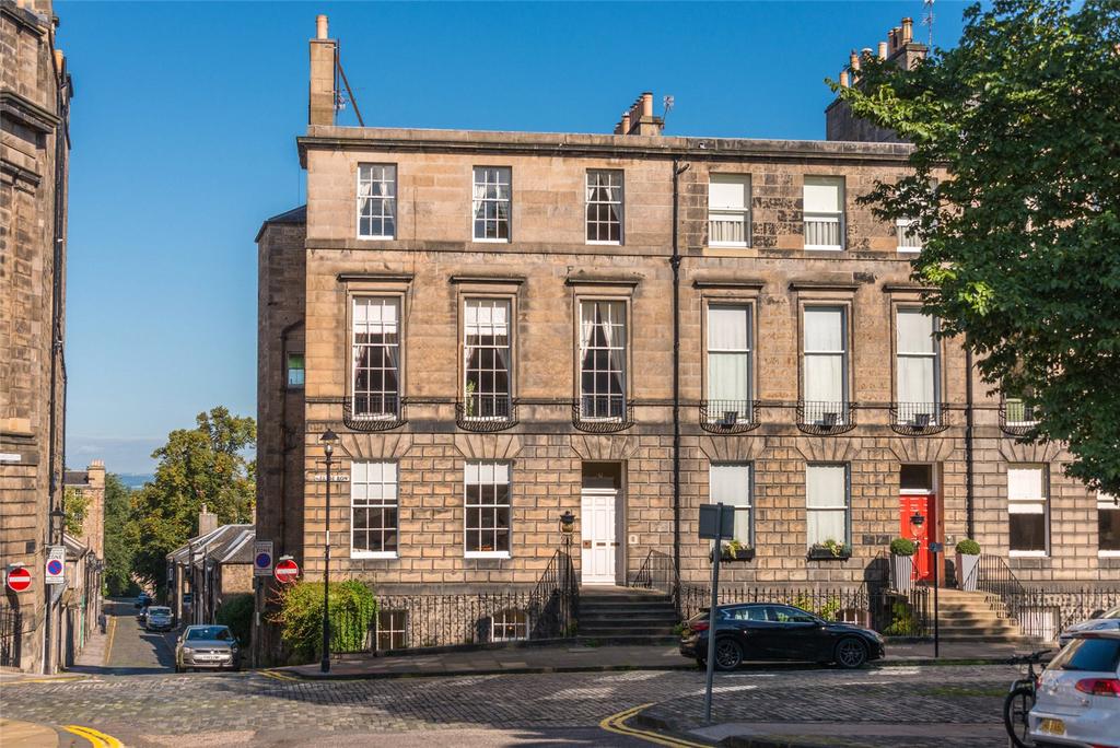 Heriot Row, Edinburgh, Midlothian 3 bed apartment £685,000