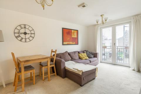 2 bedroom flat to rent, Flat , Squires Court, BS3