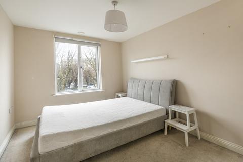 2 bedroom flat to rent, Flat , Squires Court, BS3