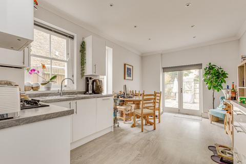 1 bedroom flat to rent, Queensmill Road, Fulham, London