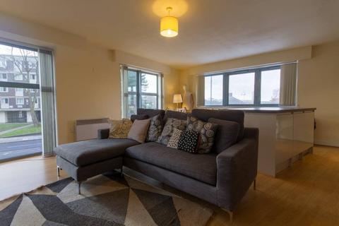2 bedroom apartment to rent - Islington Gates, Fleet Street, Jewellery Quarter, B3