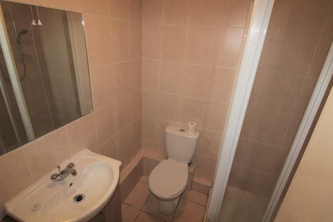 1 bedroom ground floor flat to rent, Longbrook Street