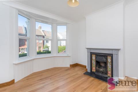 4 bedroom terraced house to rent, Bonchurch Road, Brighton
