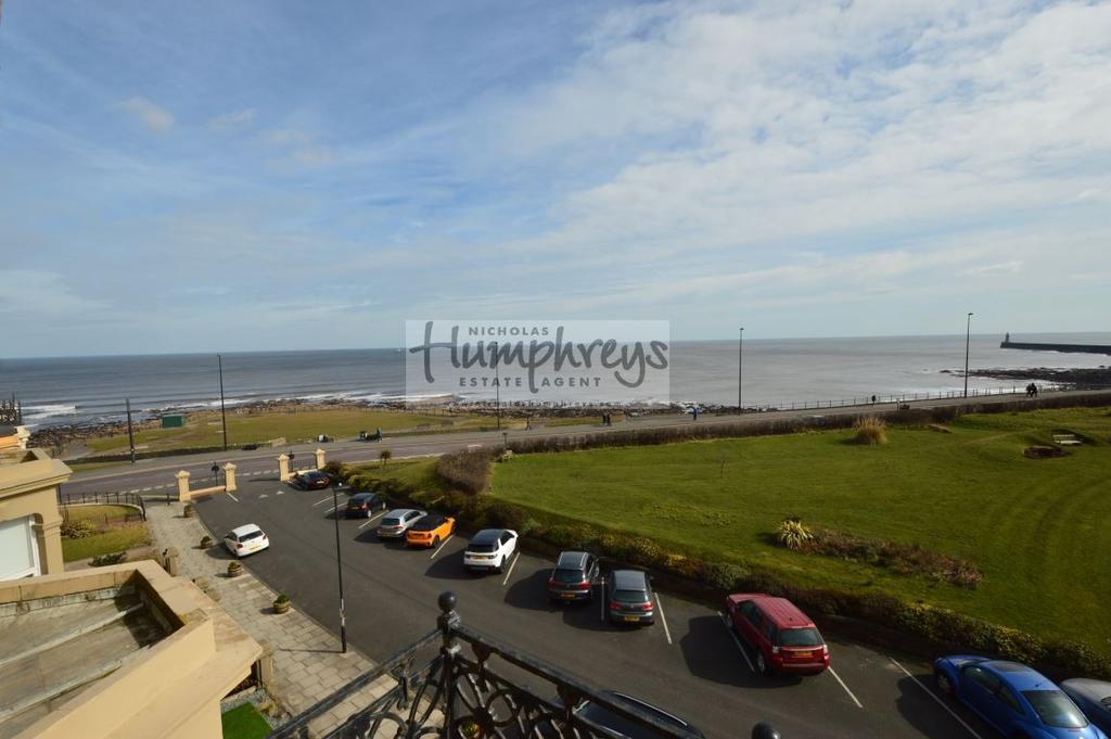 Percy Gardens, Tynemouth 2 bed flat £850 pcm (£196 pw)