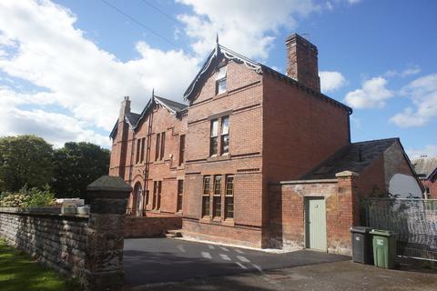 4 bedroom townhouse to rent, Marlborough Gardens, Carlisle