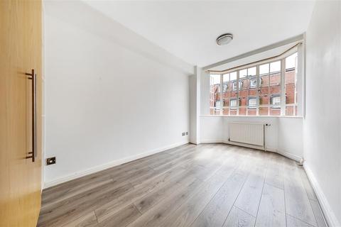 1 bedroom flat for sale, Sloane Avenue, SW3