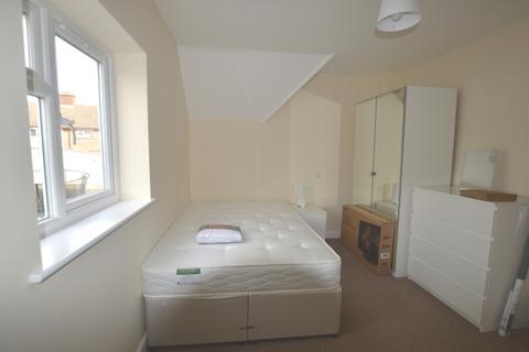 1 bedroom in a house share to rent, Maude Crescent, North Watford, WD24
