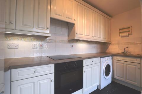 2 bedroom apartment to rent, Aston Close, Watford, WD24