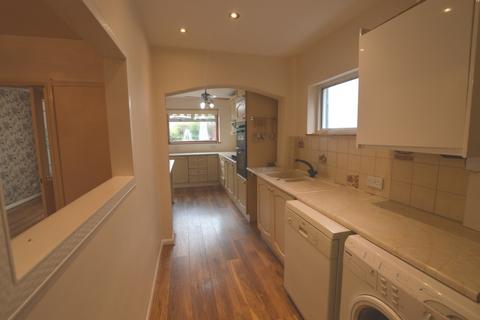 3 bedroom semi-detached house to rent, North Western Avenue, Garston, WD25