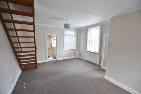 3 bedroom end of terrace house to rent, Shakespeare Street, North Watford, WD24