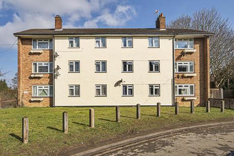 2 bedroom flat to rent, Slade Close,  Headington,  OX3
