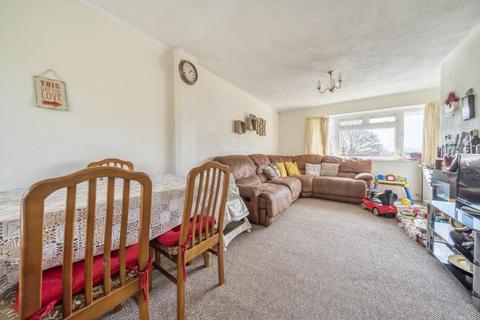 2 bedroom flat to rent, Slade Close,  Headington,  OX3