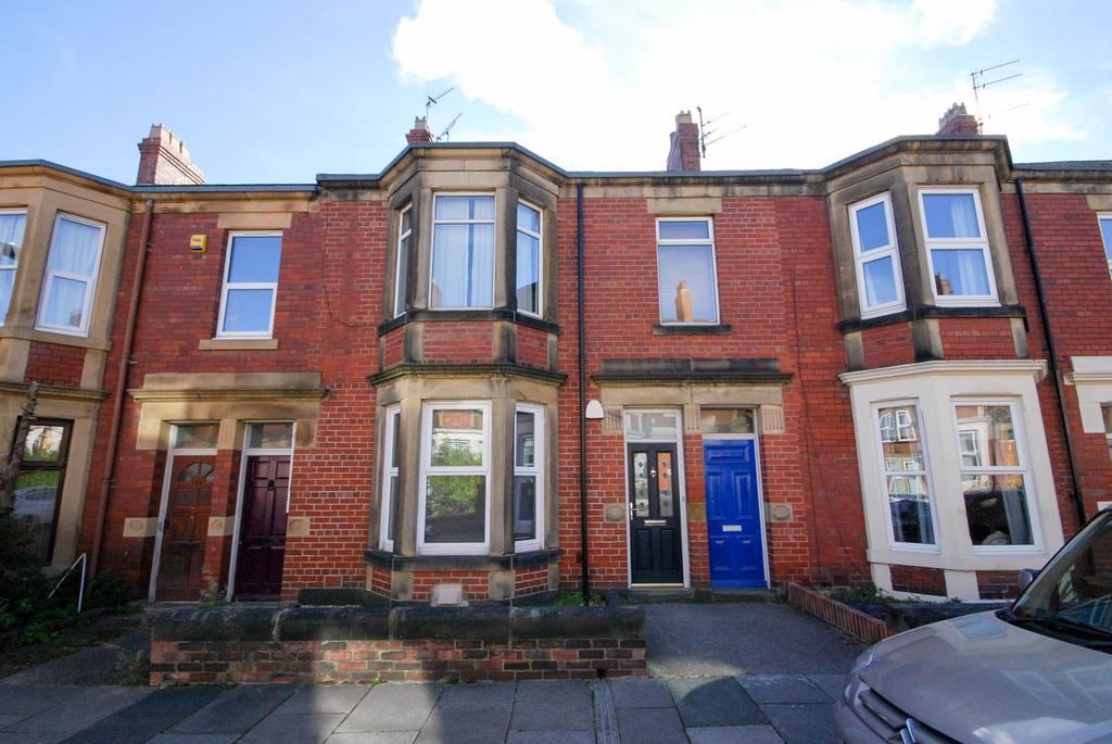 Audley Road, South Gosforth 2 bed flat £800 pcm (£185 pw)